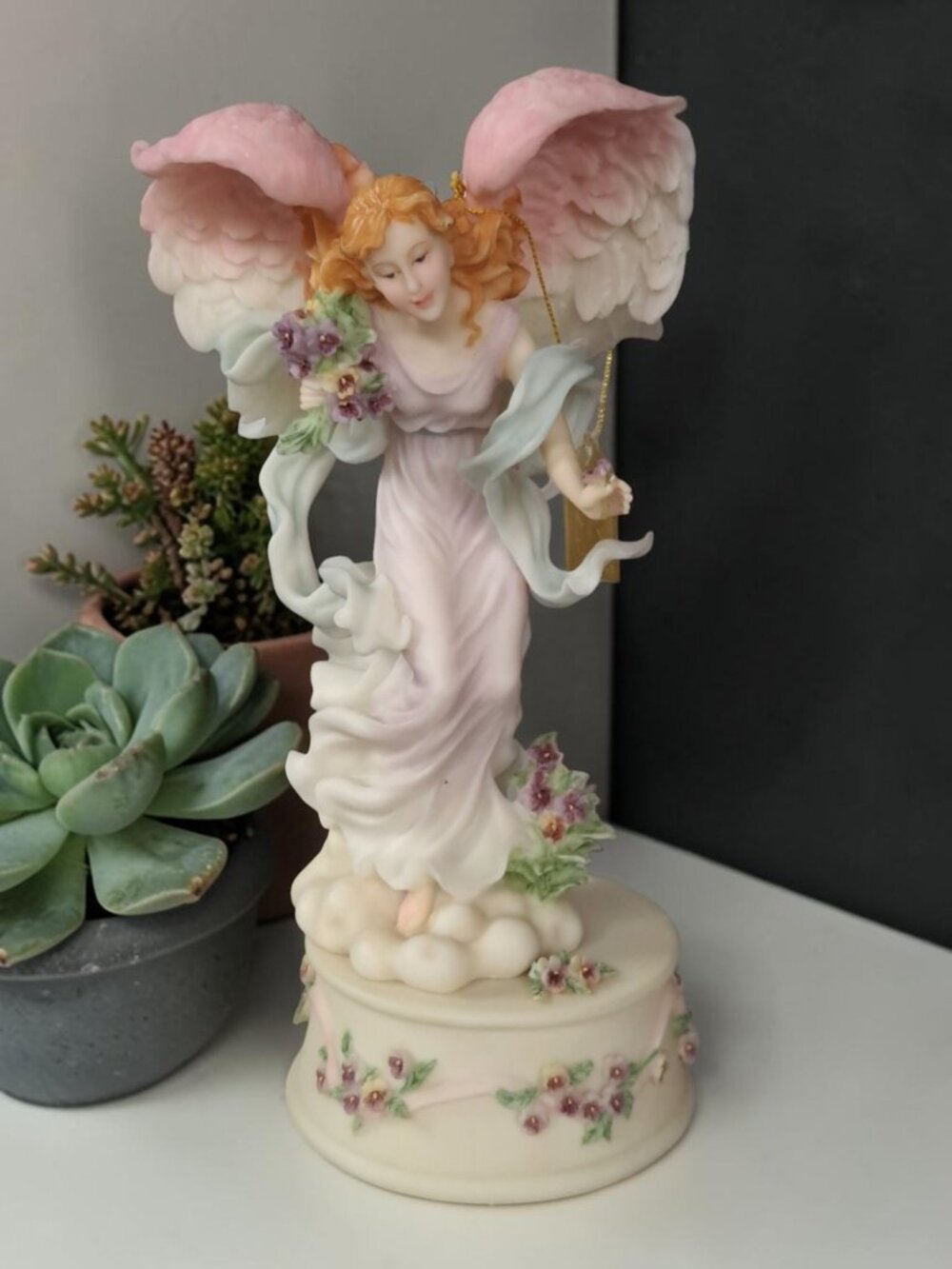 Seraphim Classics Heaven on Earth Pansy Angel Vintage 2001 Roman Inc Item #81828